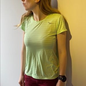 Saucony Muted Lime Green Size S Dryfit T